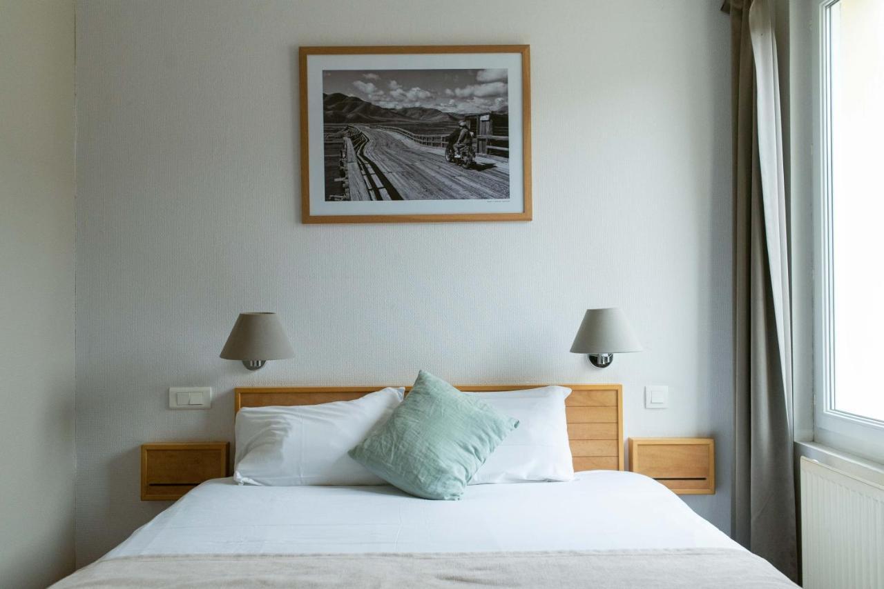 Les Voyageurs Hotel Saint-Renan Buitenkant foto